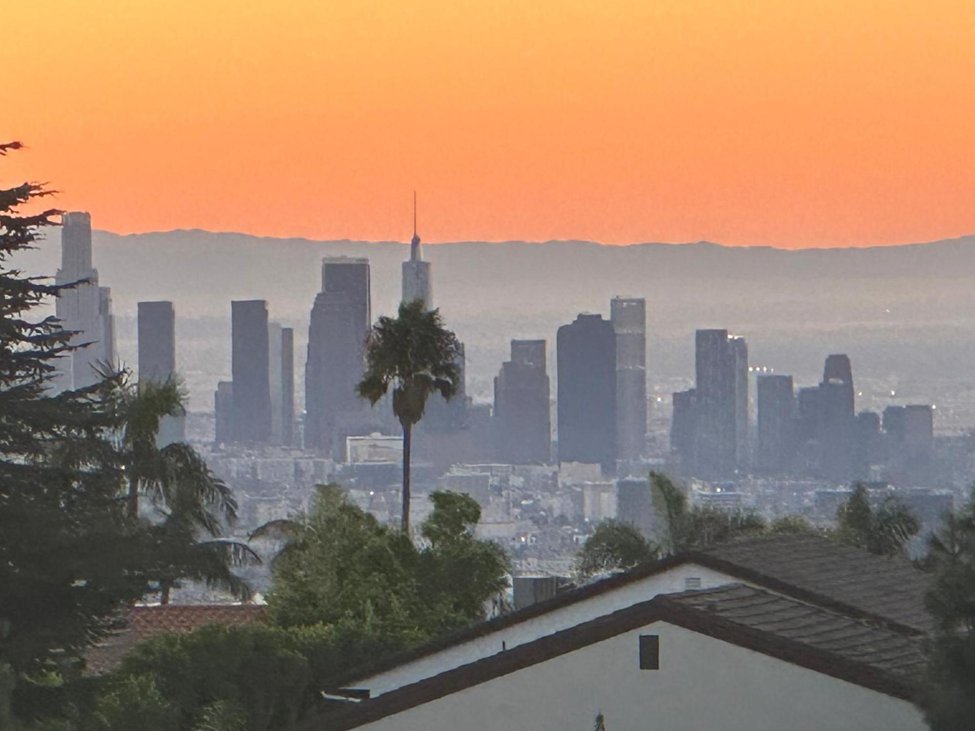 Le Chateau Los Angeles Exterior foto